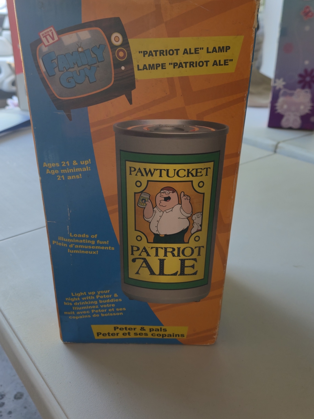 BRAND NEW BOX Family Guy Pawtucket Patriot Ale Lamp - Green/Yellow Label